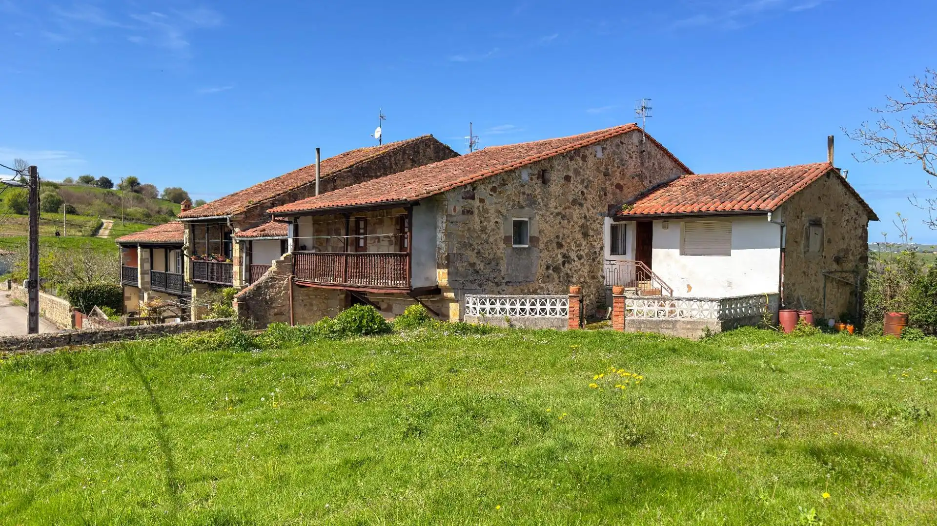 Vista exterior de Casa o chalet en venta en Comillas (Cantabria)