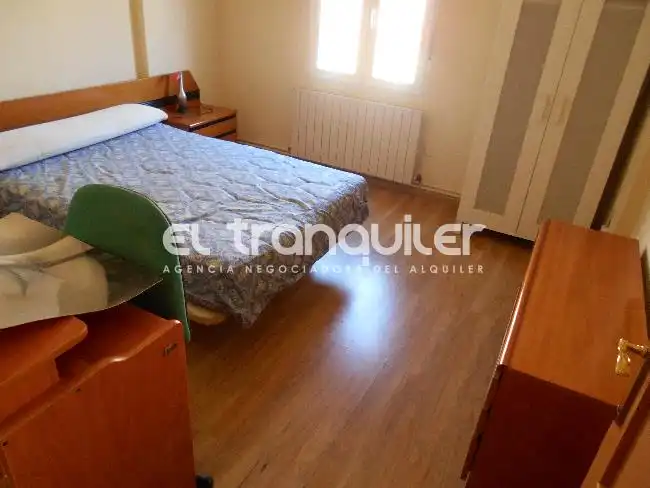 Penthouse with lift to rent in Calle Torres Miranda, imagen 26
