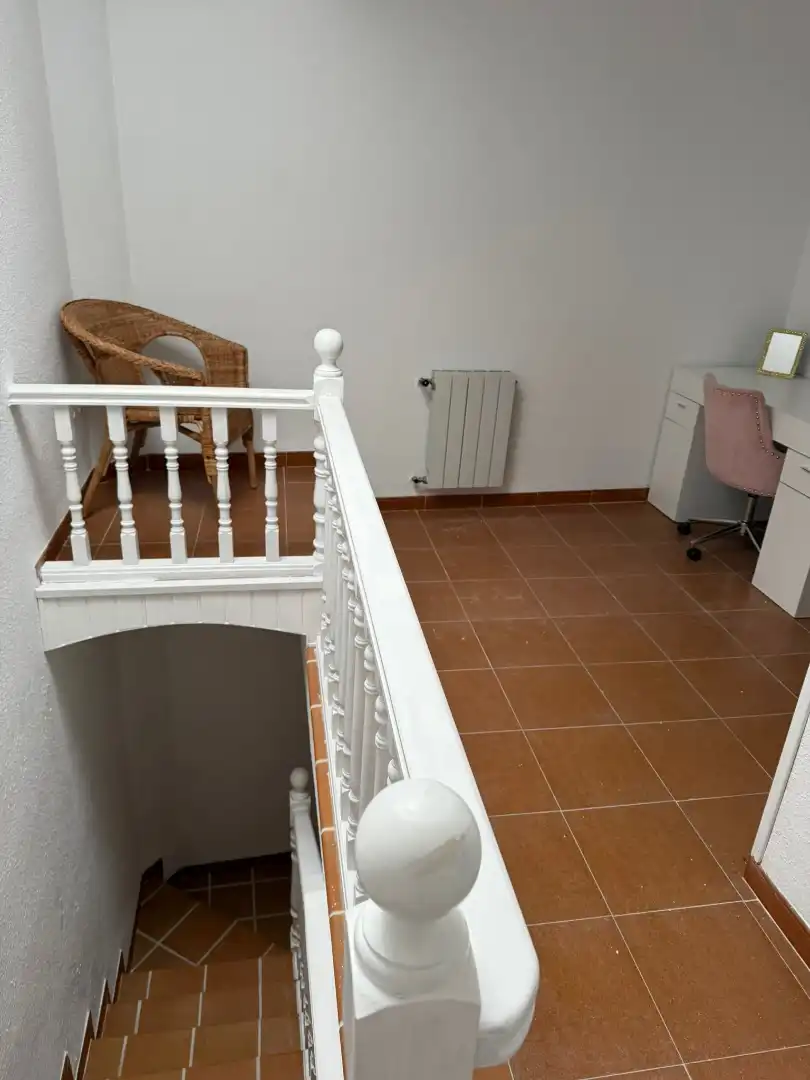 Casa o chalet en venta en Navamorcuende con Calefacción, Terraza y Amueblado