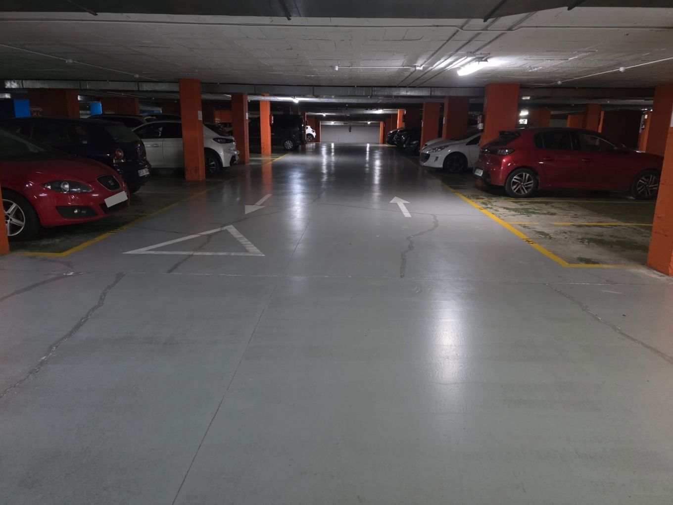 Aparcament de Garatge de lloguer en Vic amb Alarma