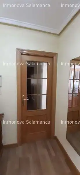 Flat with balcony to rent in San Bernardo - Carmelitas - Campus, imagen 24