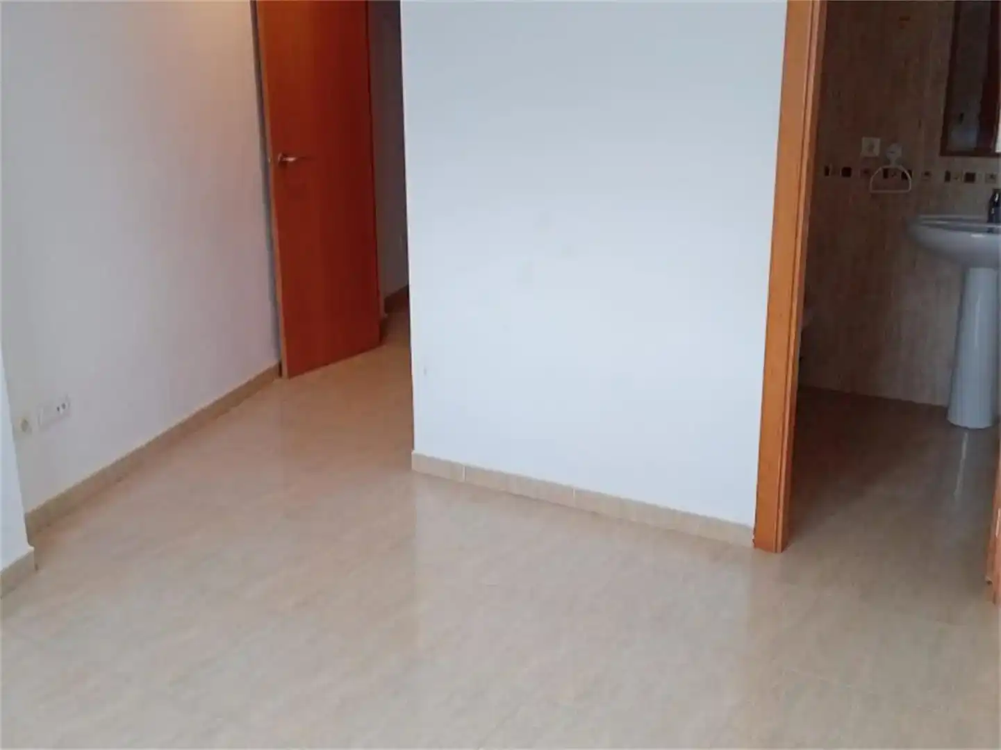 Bedroom of Flat for sale in Montserrat