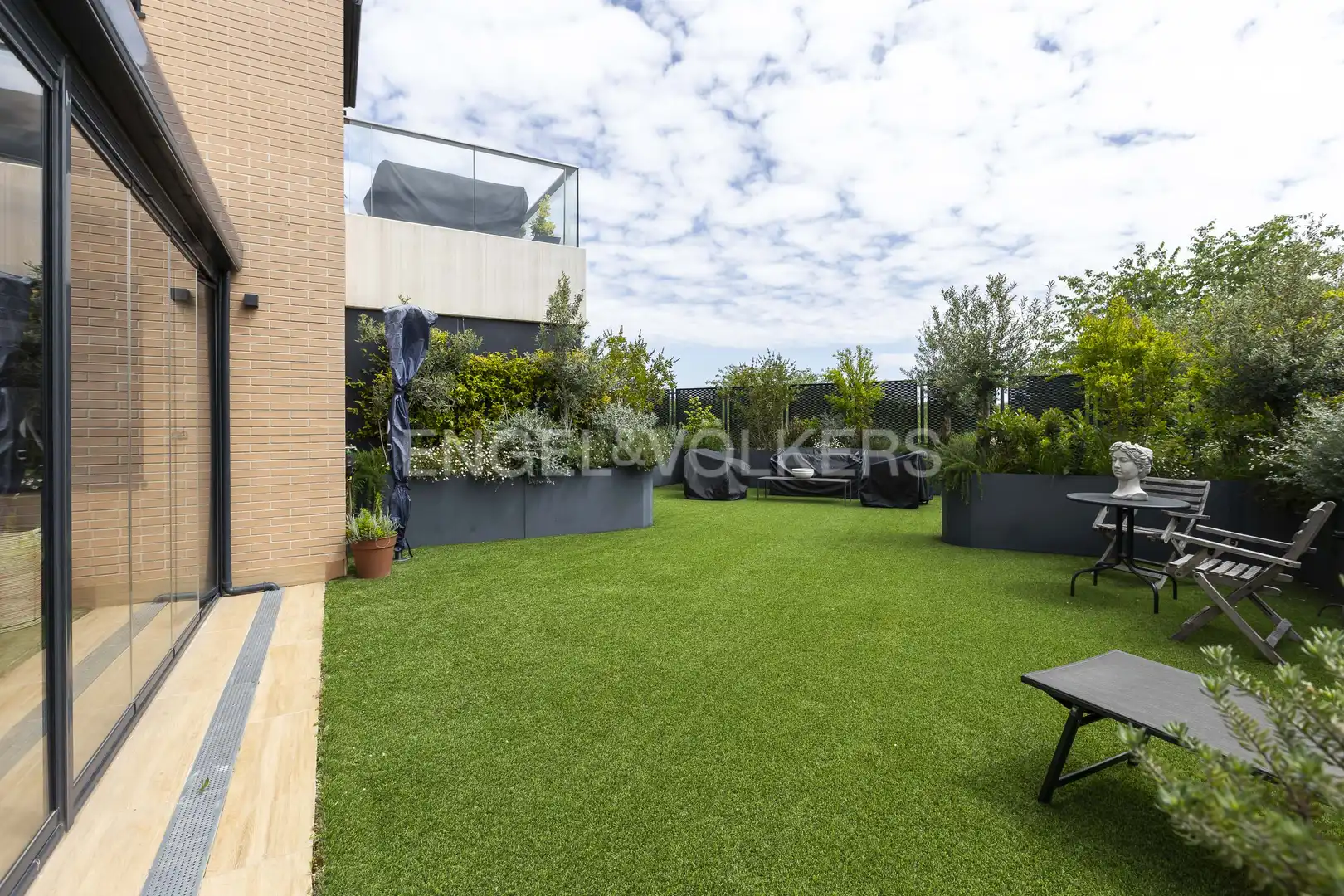 Terrace of Flat for rent in La Moraleja  with Air Conditioner, Heating and Private garden