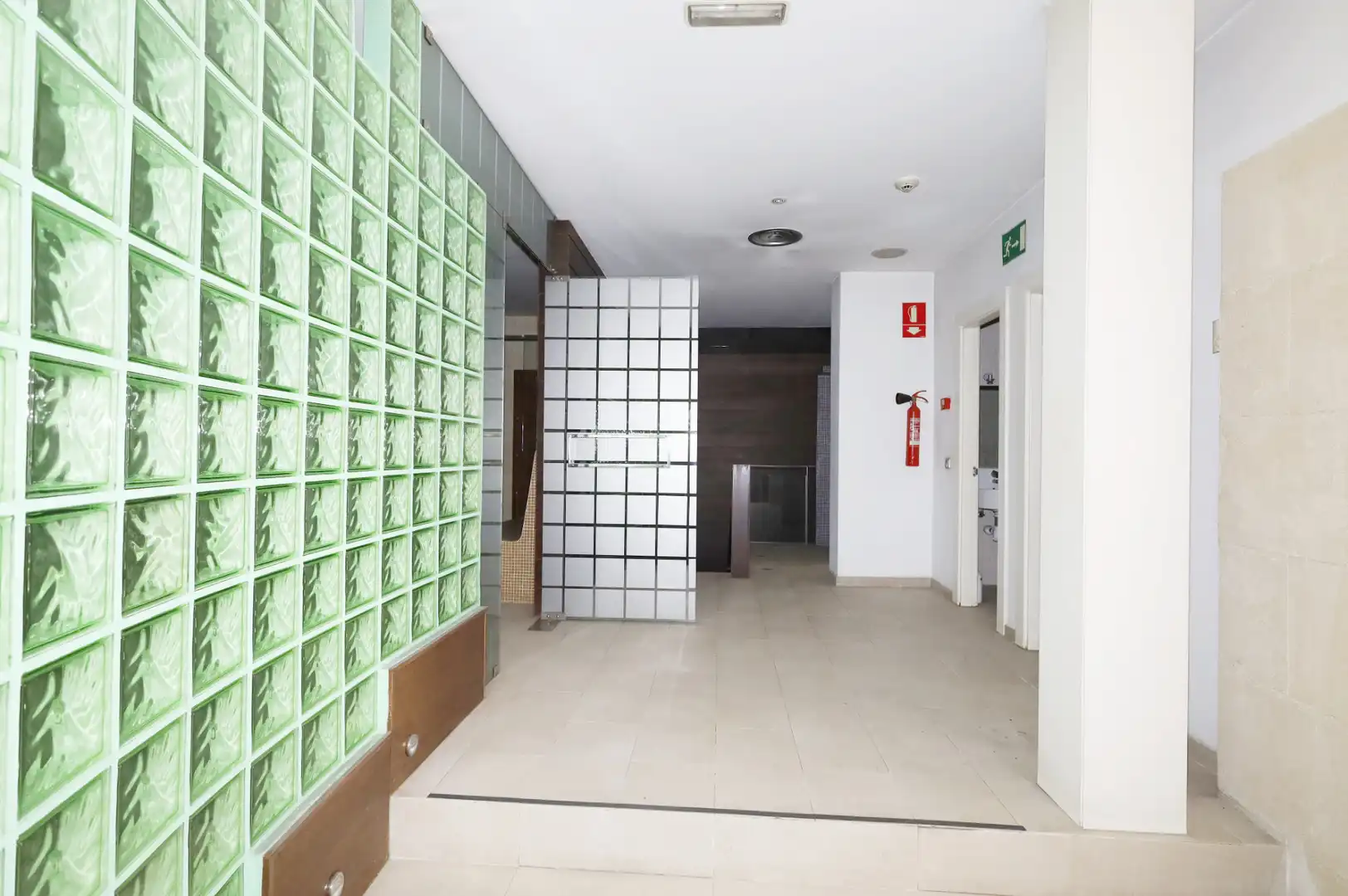 Geschaftsraum zur Miete in Madrid mit Klimaanlage, Heizung und Möbliert