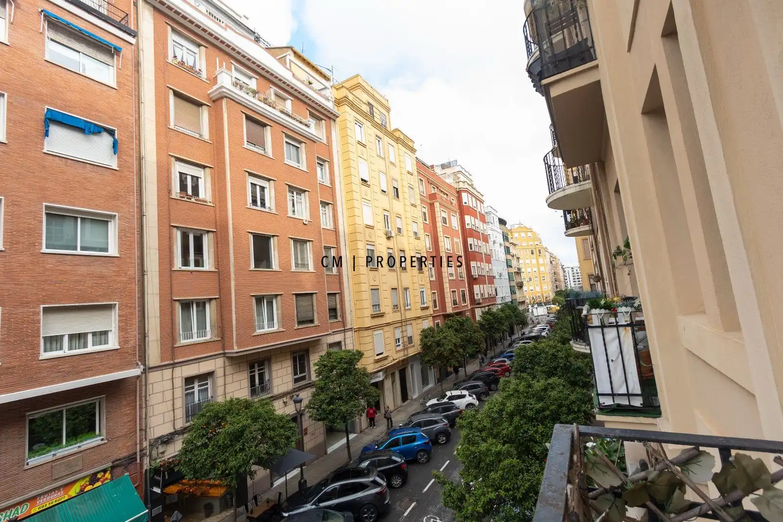 Vista exterior de Piso de alquiler en Valencia con Aire acondicionado, Calefacción y Parquet