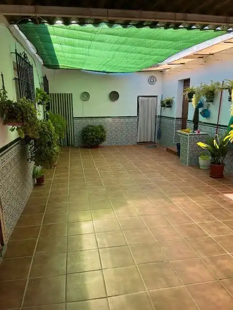Villa mit Garten zum Verkauf in La Carlota, imagen 2