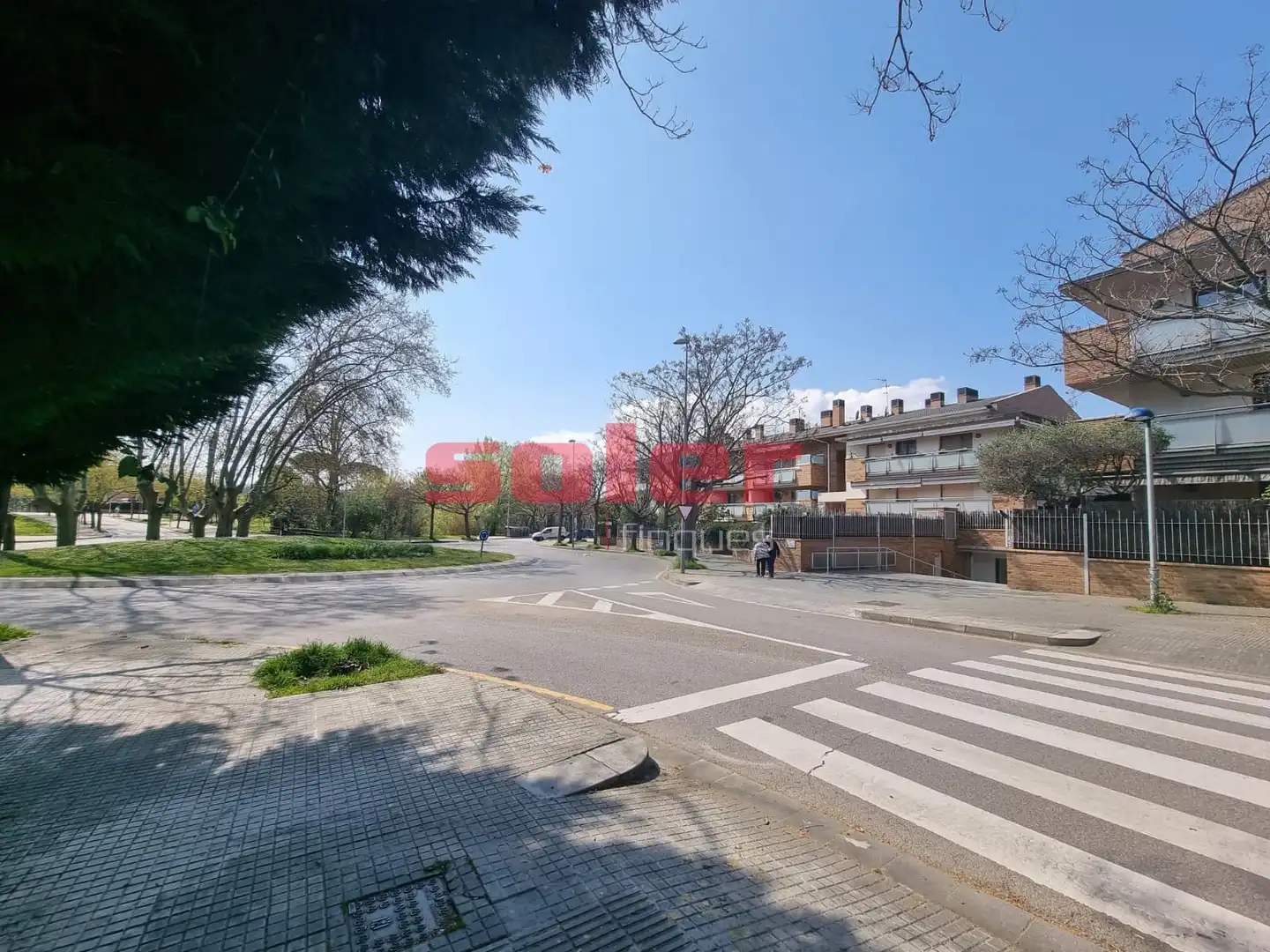 Außenansicht von Garage zum Verkauf in Sant Cugat del Vallès