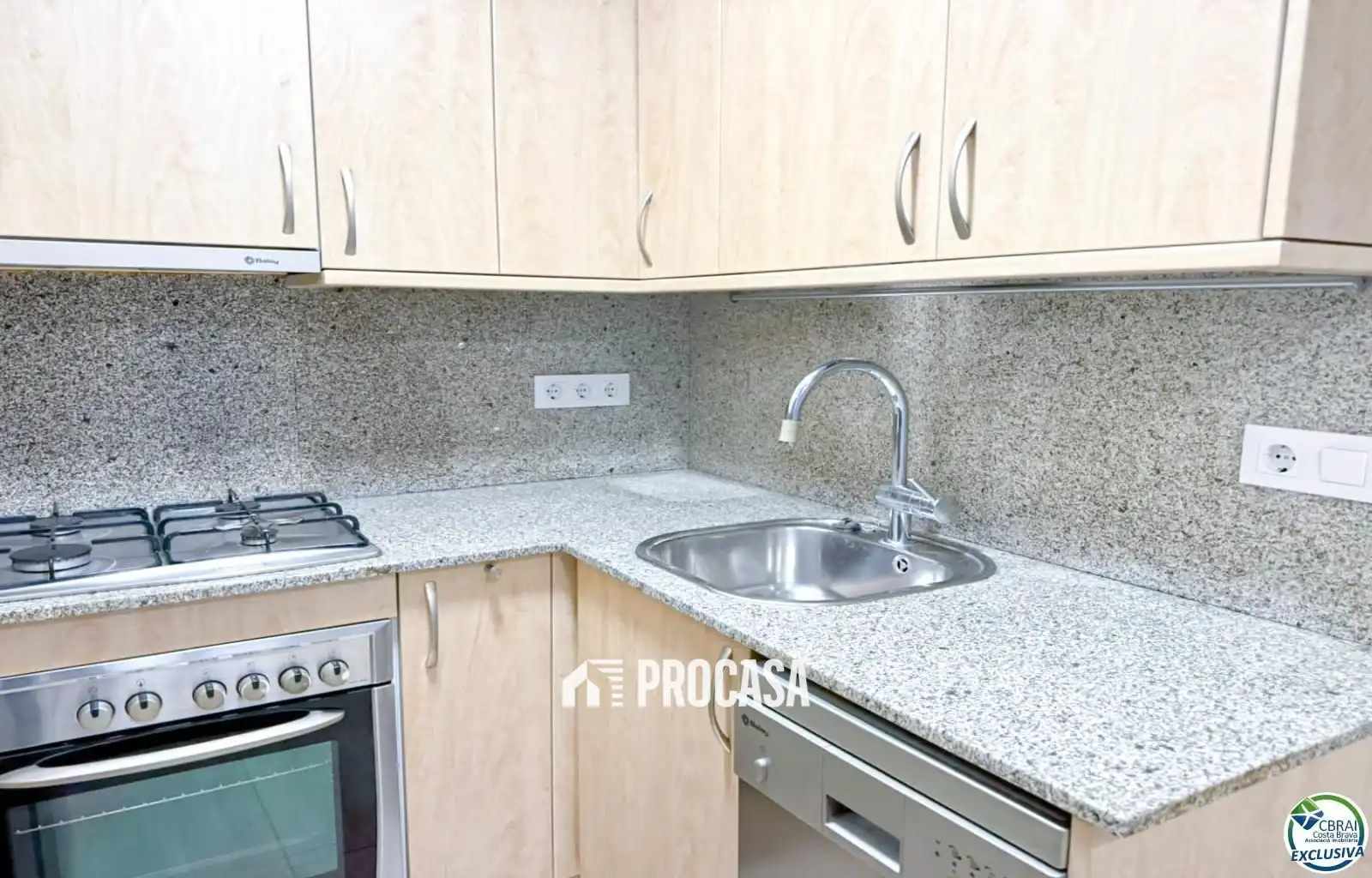 Cocina de Piso en venta en Creu de la Mà