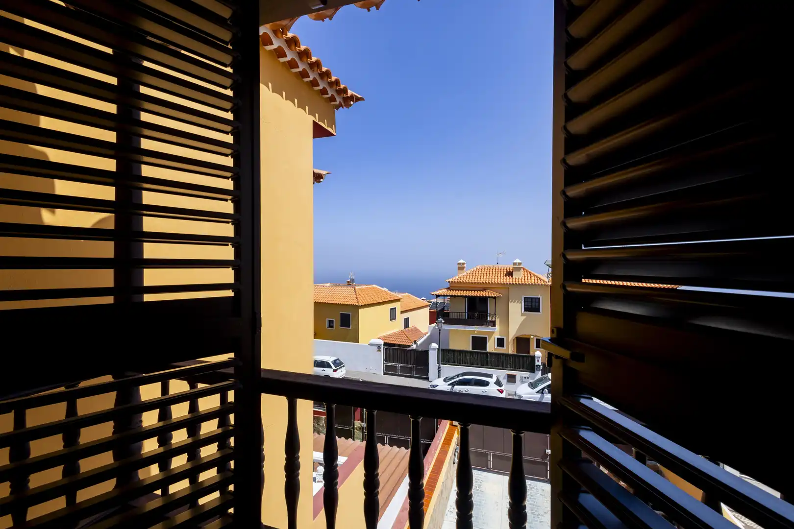 Vista exterior de Casa adosada en venta en Candelaria con Terraza, Trastero y Balcón