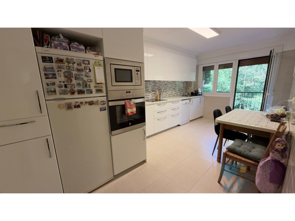 Küche von Wohnung zum verkauf in Bergara mit Balkon