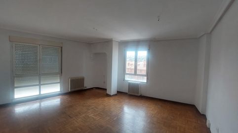Foto 3 de Piso en venta en Avenida de Quintana, Trobajo del Camino, San Andrés del Rabanedo