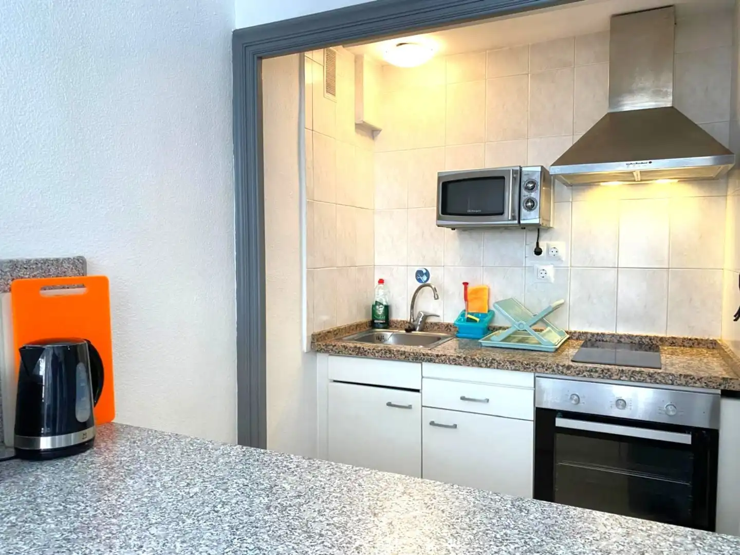 Cocina de Apartamento en venta en Fuengirola con Aire acondicionado y Piscina comunitaria