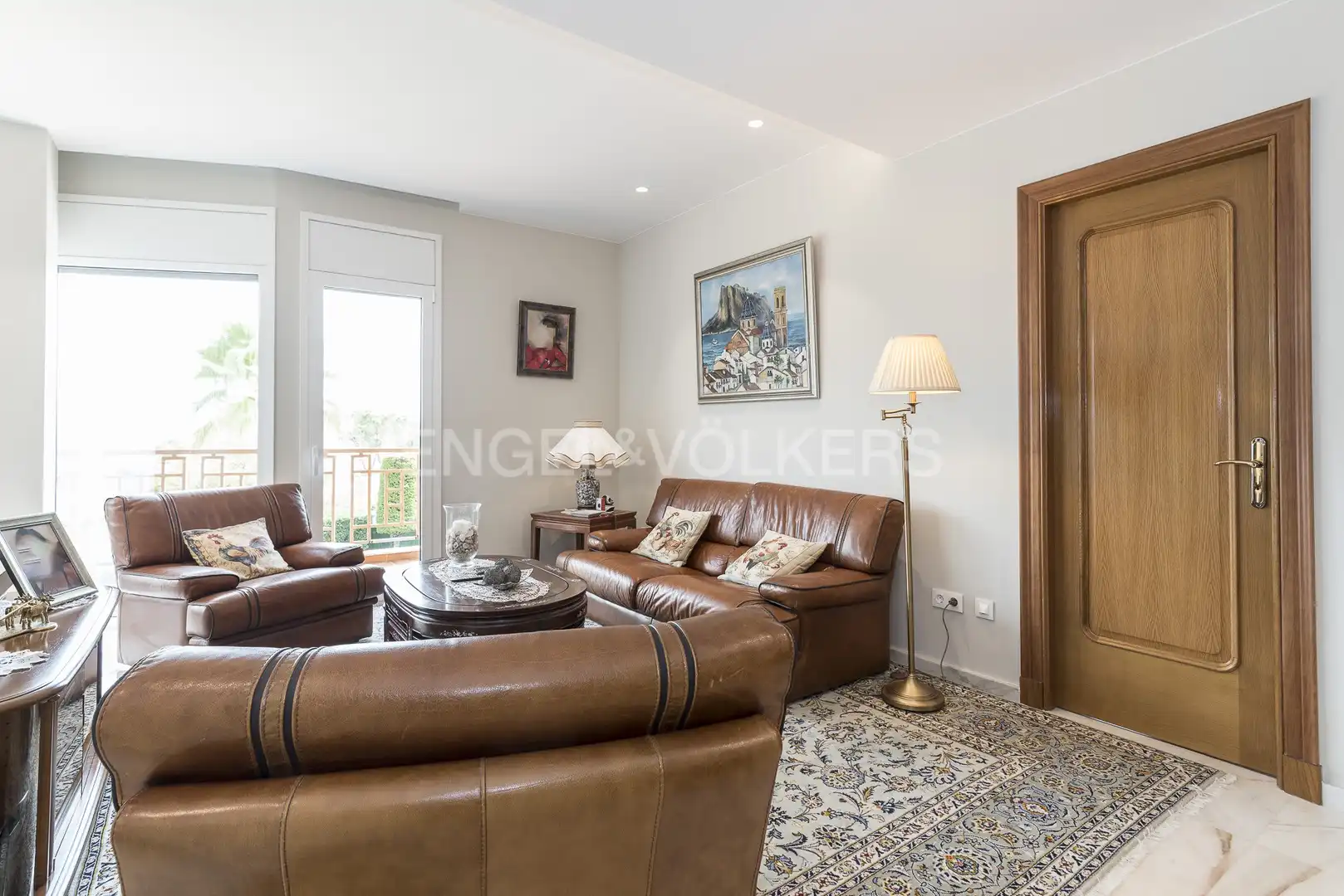 Sala d'estar de Casa o xalet en venda en Vilanova i la Geltrú amb Aire condicionat, Calefacció i Jardí privat