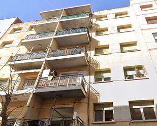 Vista exterior de Pis en venda en Reus