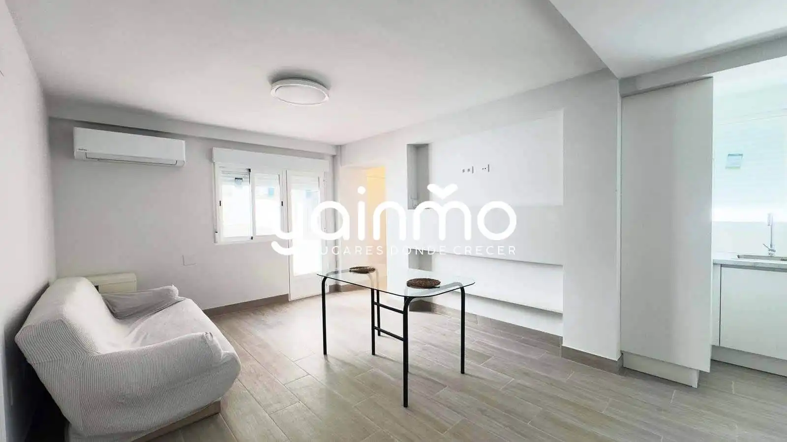 Living room of Flat for rent in Jaén  with Furnished and Balcony