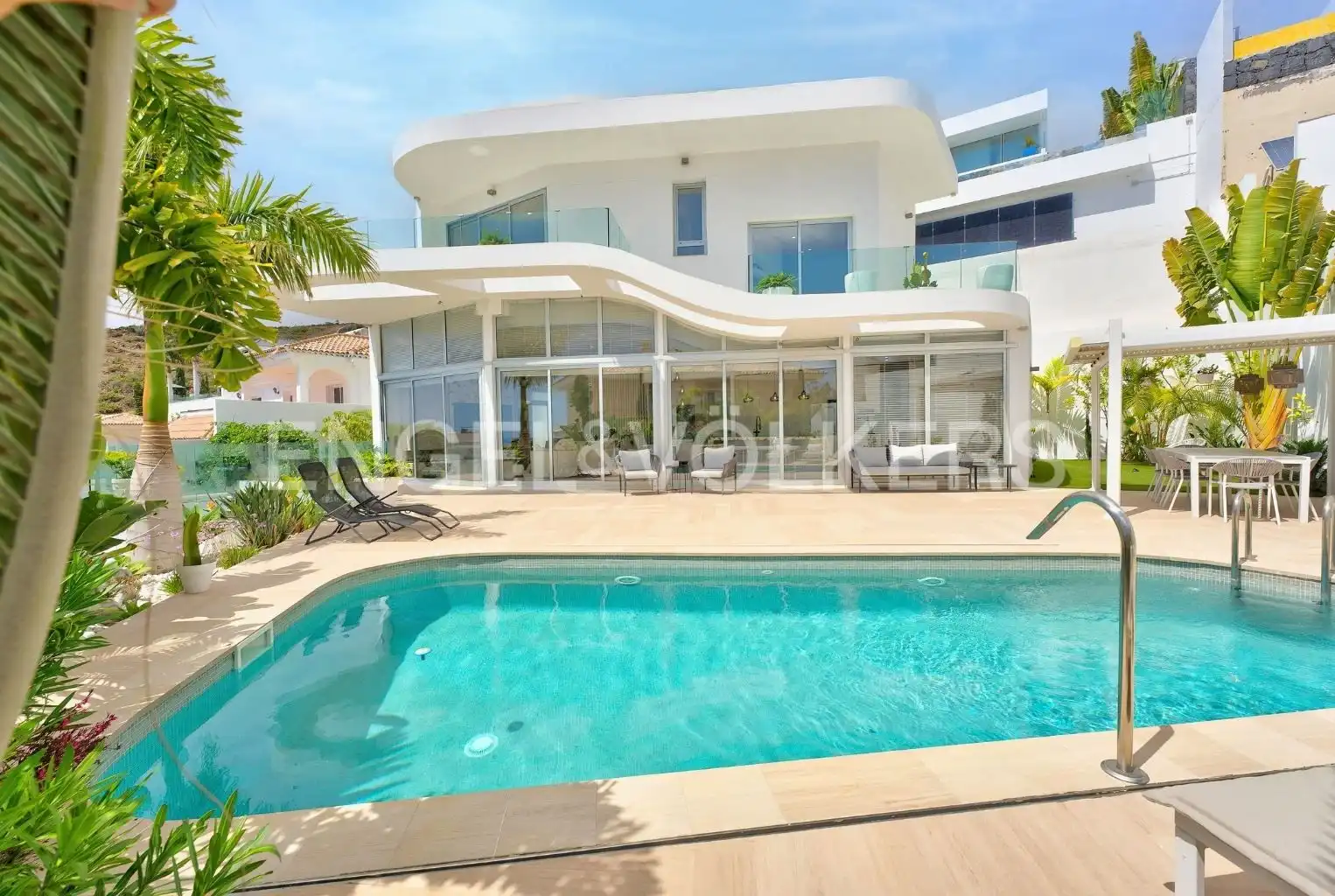 Casa amb piscina en venda a Costa Adeje