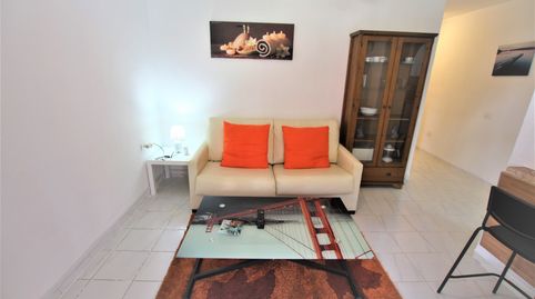 Foto 3 de Piso en venta en Calle Andorra, Los Cristianos, Arona