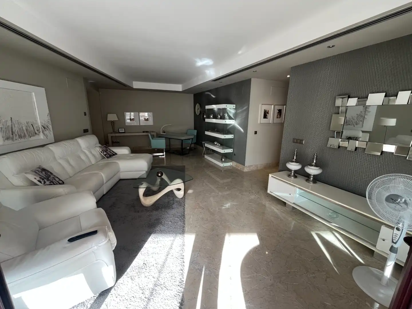 Apartament amb piscina en venda a San Pedro de Alcántara, imagen 4