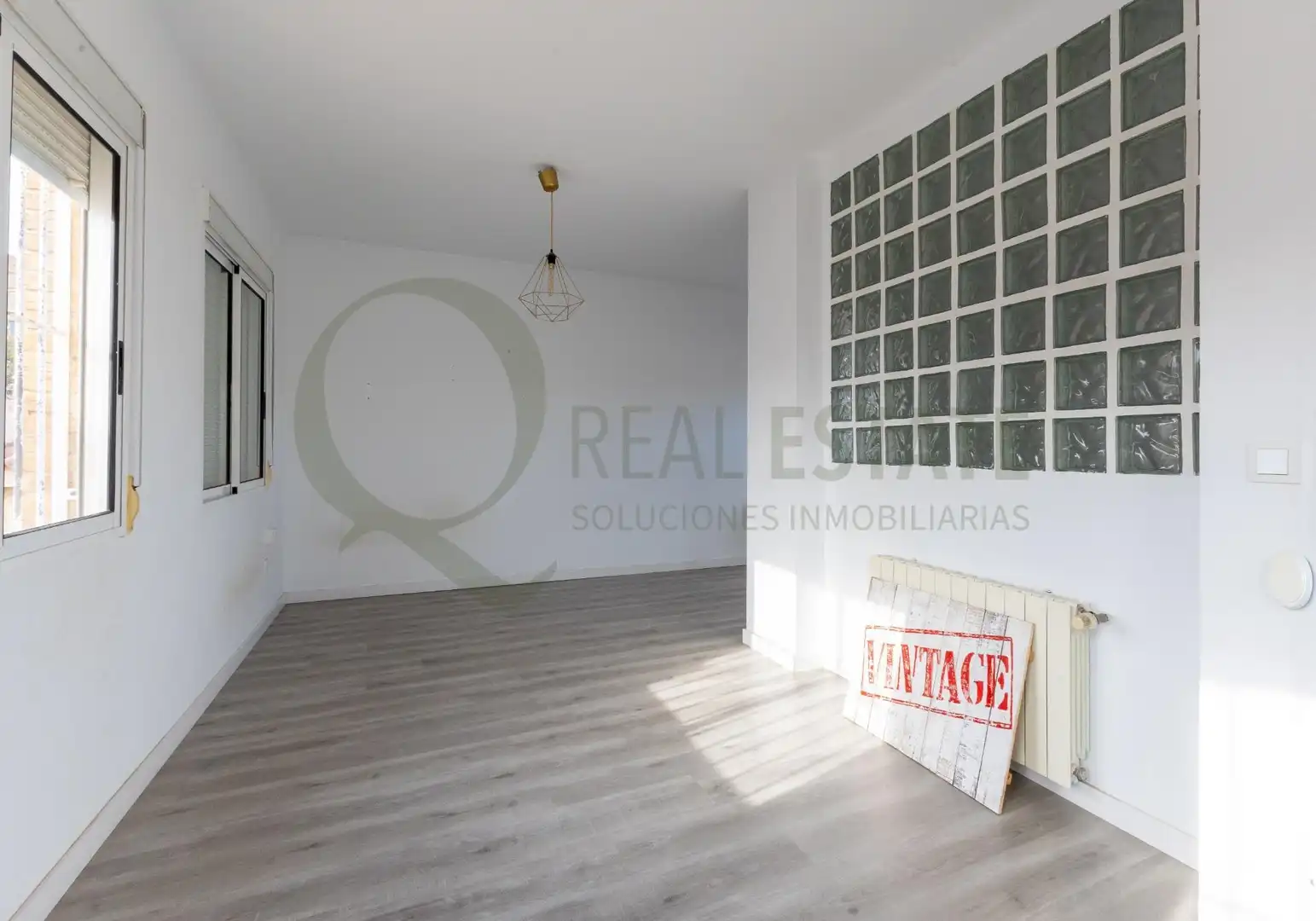 Casa o chalet en venta en Alicante / Alacant con Jardín privado, Terraza y Trastero