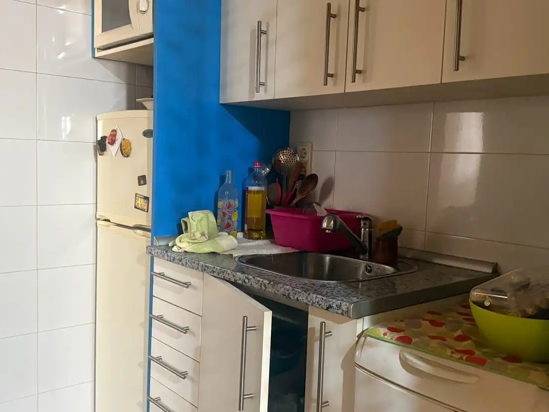Cuina de Apartament en venda en Madrid amb Calefacció i Rentadora