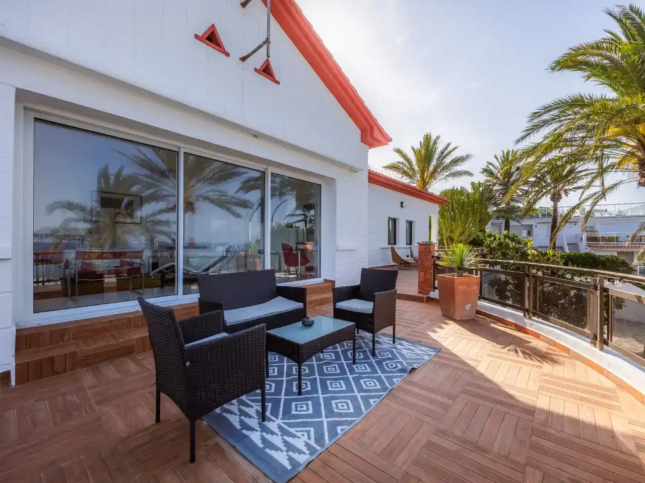 Terrace of Flat for rent in Dénia  with Air Conditioner, Private garden and Parquet flooring