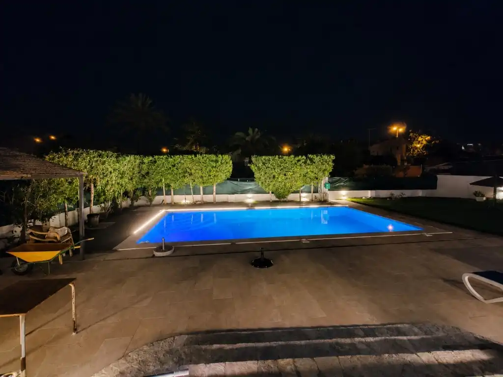 Piscina de Casa o xalet de lloguer en Calvià amb Aire condicionat, Jardí privat i Terrassa