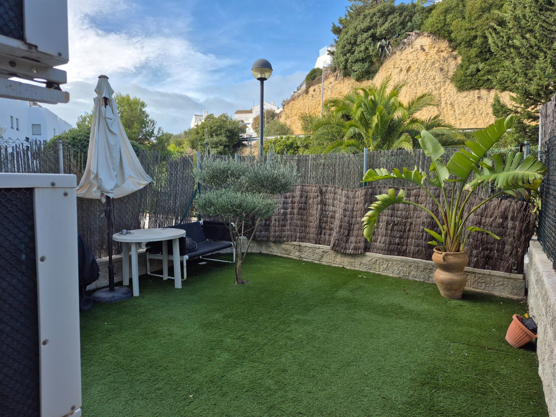 Terraza de Piso en venta en Conil de la Frontera con Aire acondicionado, Calefacción y Jardín privado