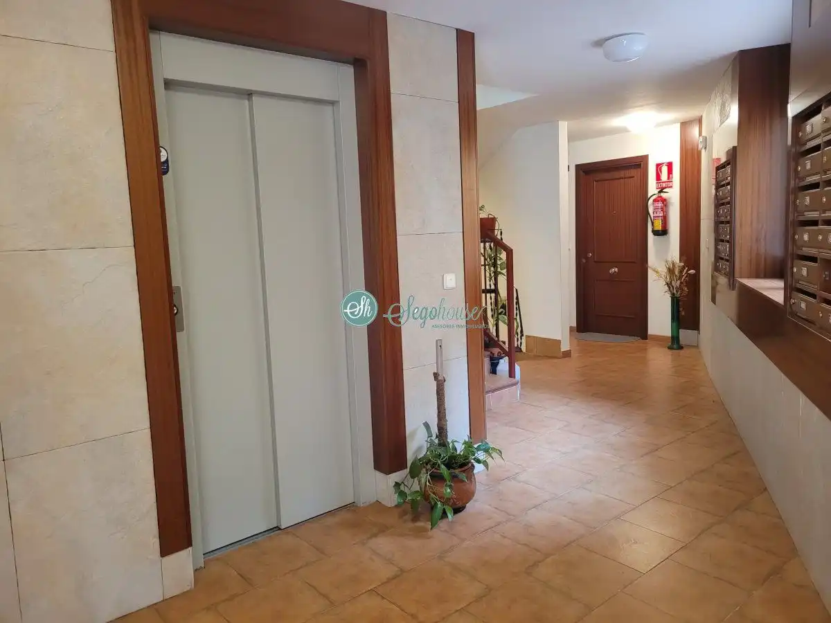 Flat for sale in Espirdo  with Heating, Storage room and Furnished