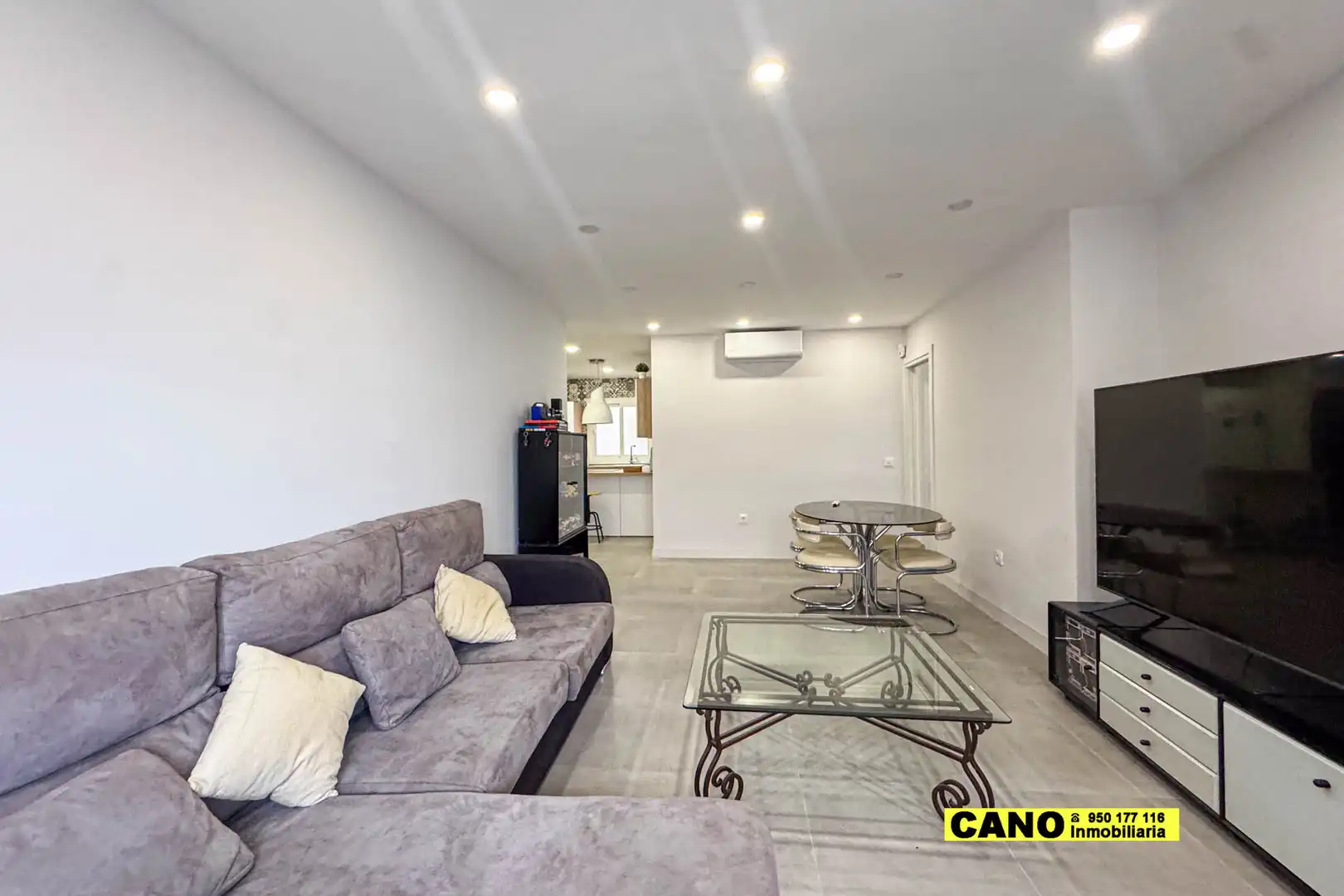 Piso en venta en Paseo de Almeria, Centro