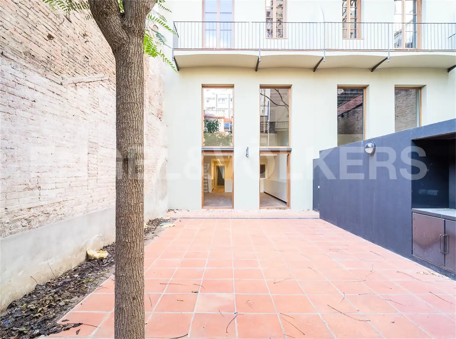 Planta baja en venta en Dreta de l'Eixample
