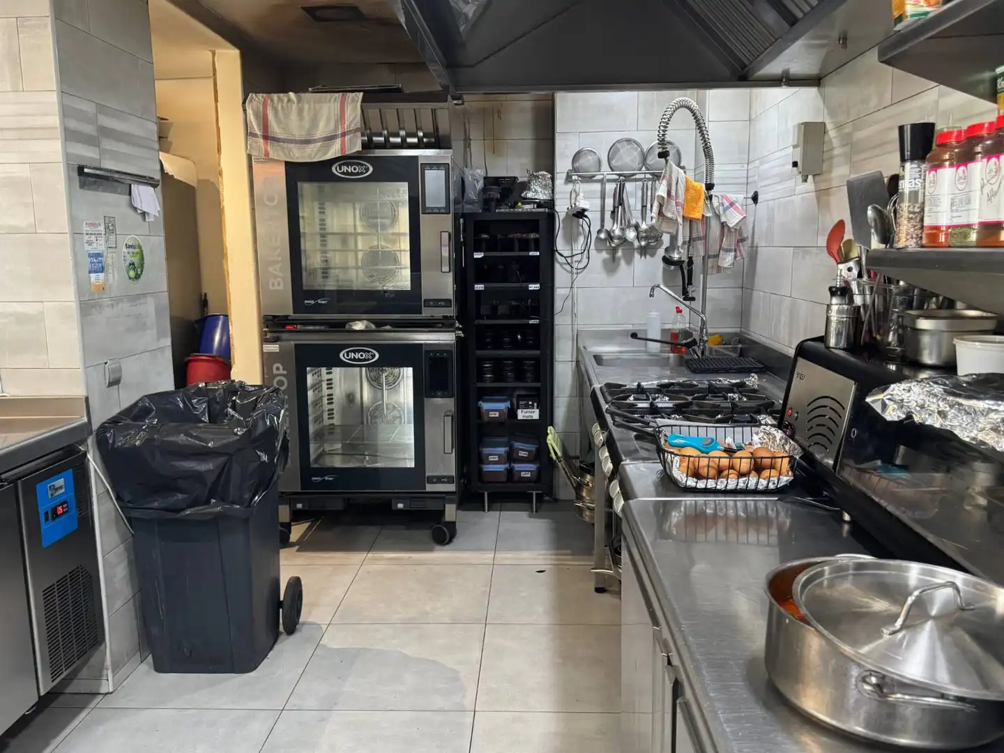 Local comercial en traspaso en Nueva Andalucía, imagen 2