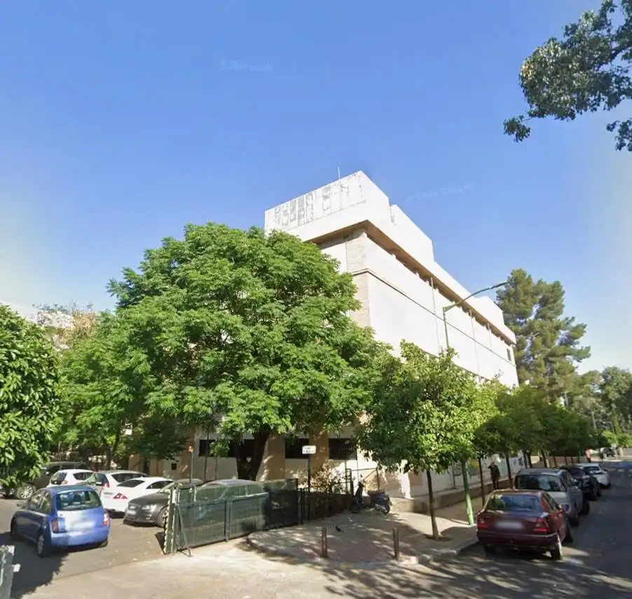 Vista exterior de Local en venta en Sevilla