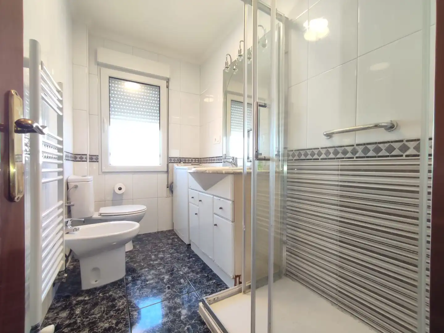 Flat with lift to rent in Gijón - Calle Avelino Gonzalez Mallada, imagen 5