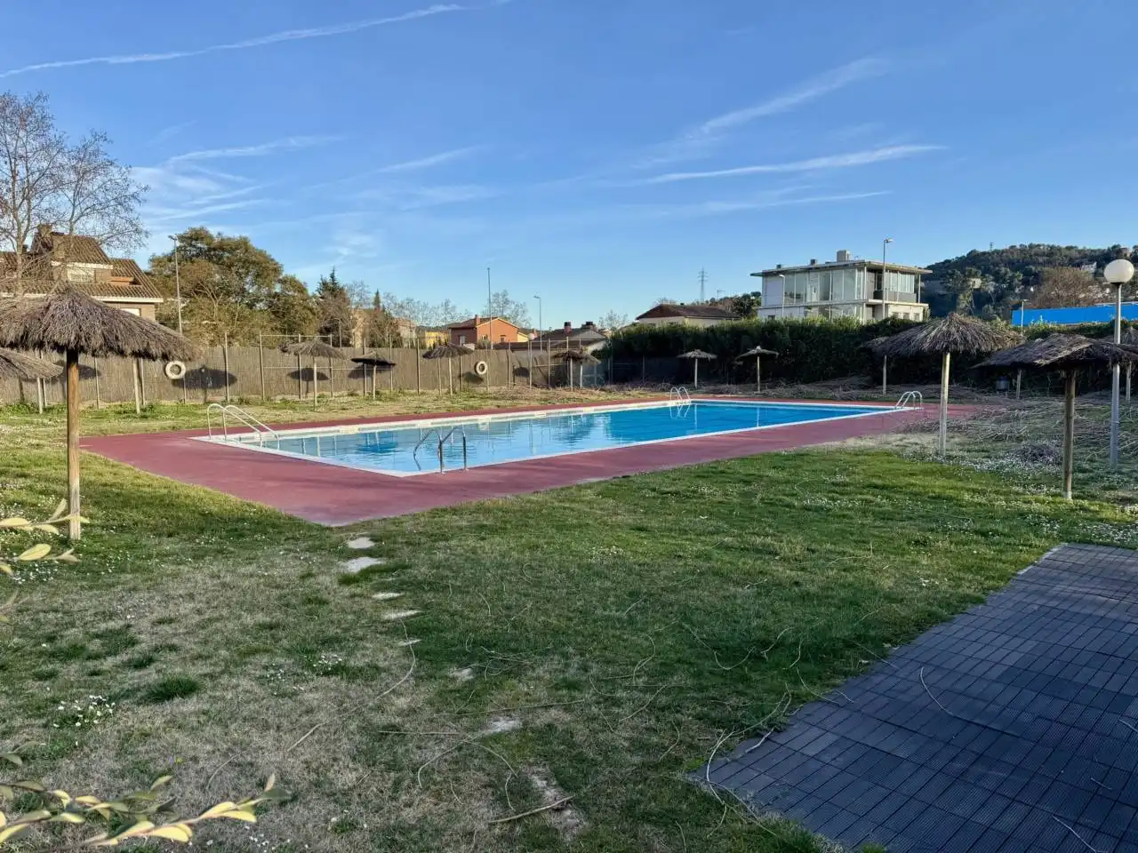 Swimming pool of Houses for sale in Cerdanyola del Vallès  with Air Conditioner, Heating and Private garden