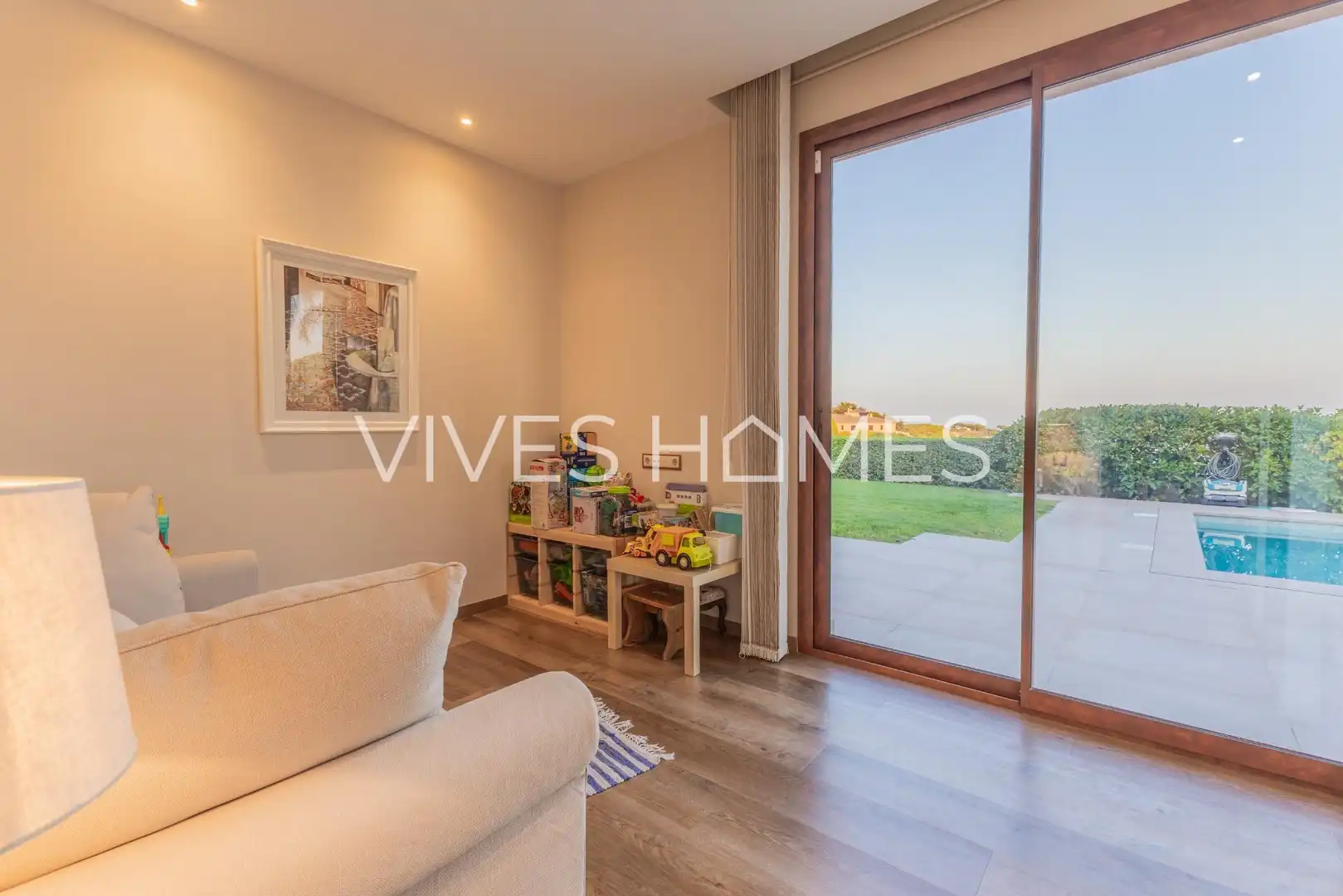 Sala de estar de Casa o chalet en venta en Sant Vicenç de Montalt con Aire acondicionado, Calefacción y Jardín privado