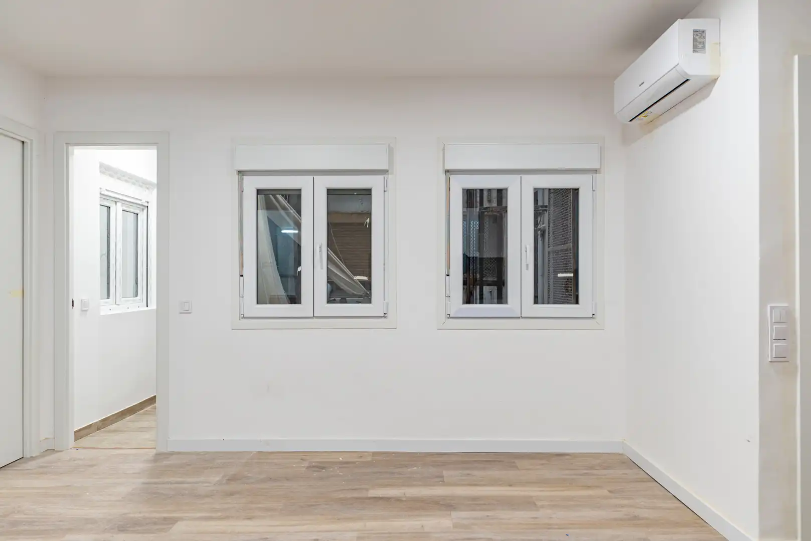 Wohnung zum Verkauf in L'Hospitalet de Llobregat mit Klimaanlage, Heizung und Parkett