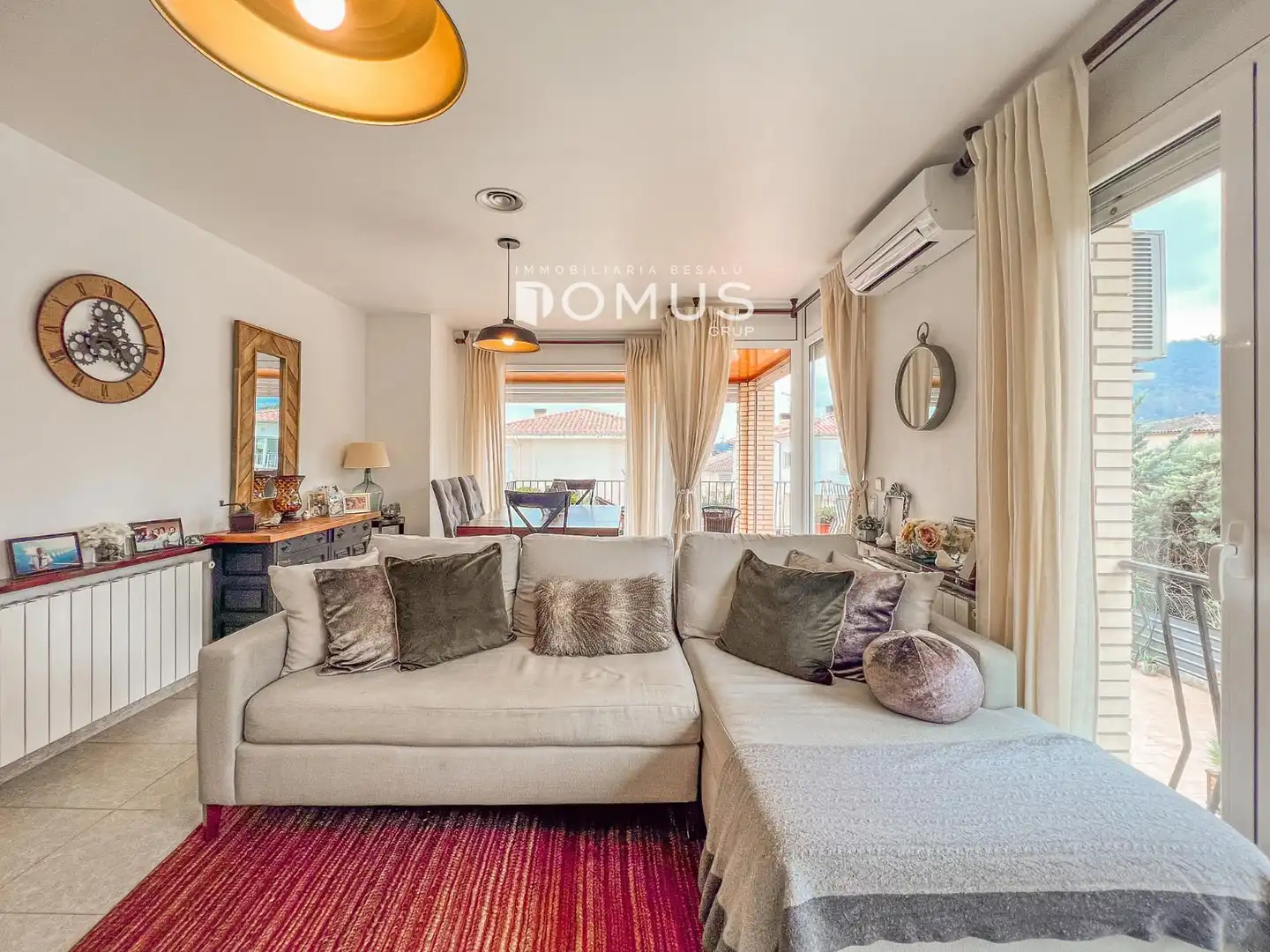 Living room of Houses for sale in Besalú  with Air Conditioner, Private garden and Terrace