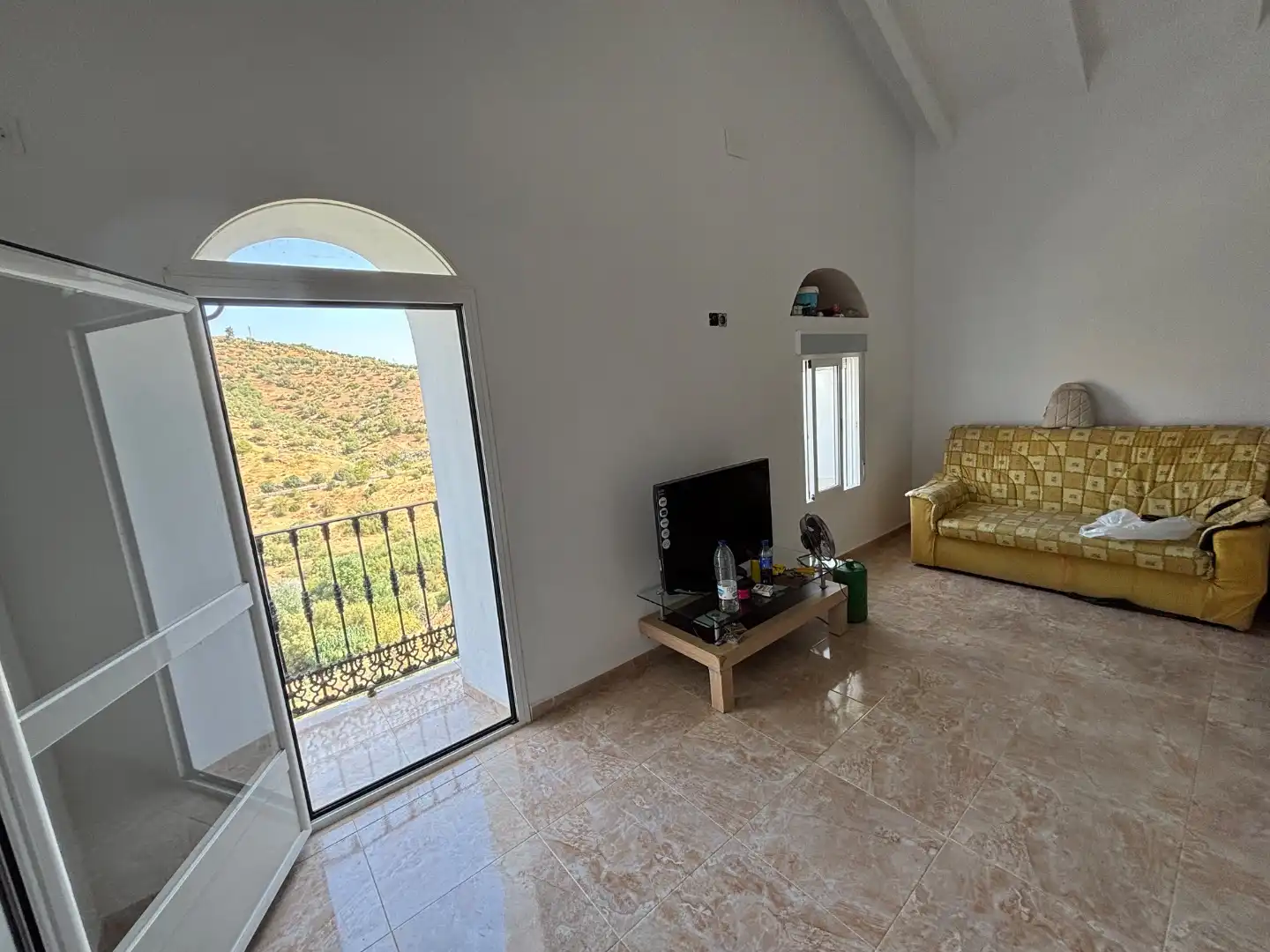 Sala d'estar de Casa o xalet en venda en Montoro amb Terrassa i Balcó