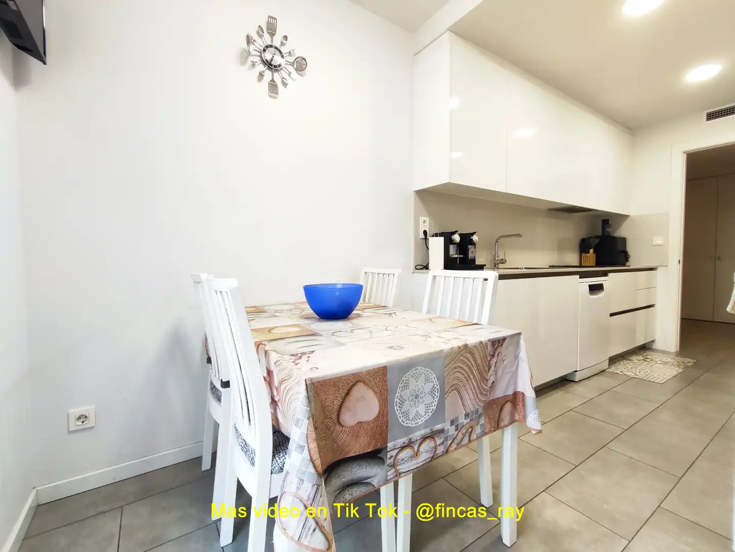 Comedor de Piso en venta en Ripollet con Aire acondicionado, Calefacción y Parquet