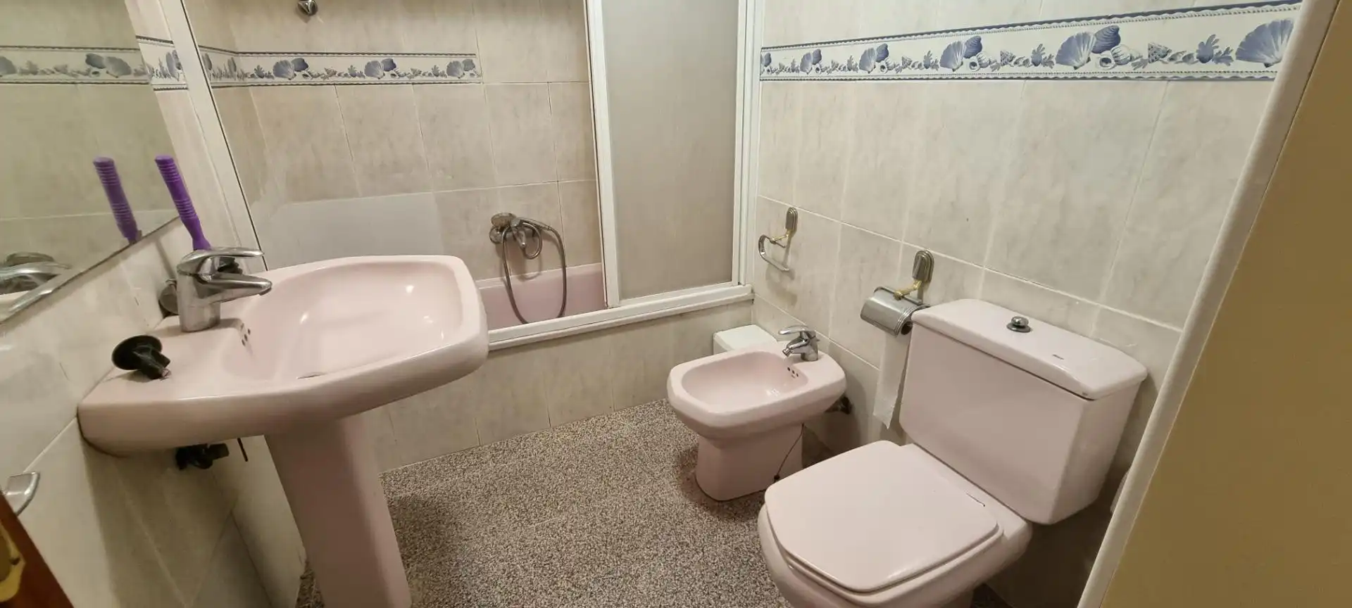 Baño de Piso en venta en Cullera con Aire acondicionado, Amueblado y Balcón