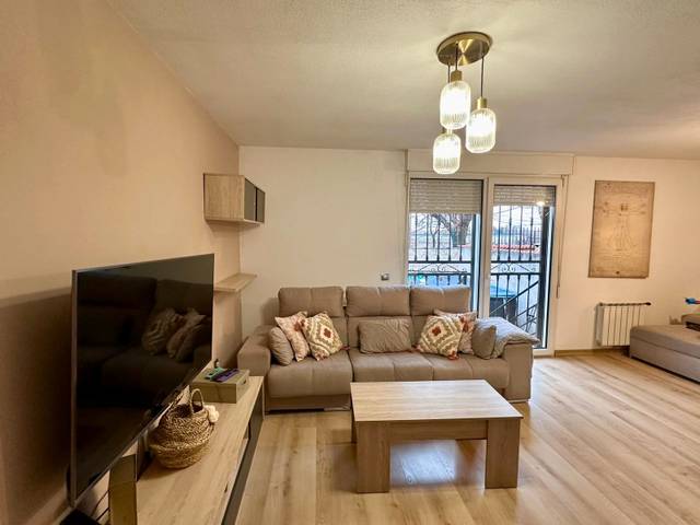 Casa-chalet en Venta en Calle Antonio Díaz Cañabate en Postas