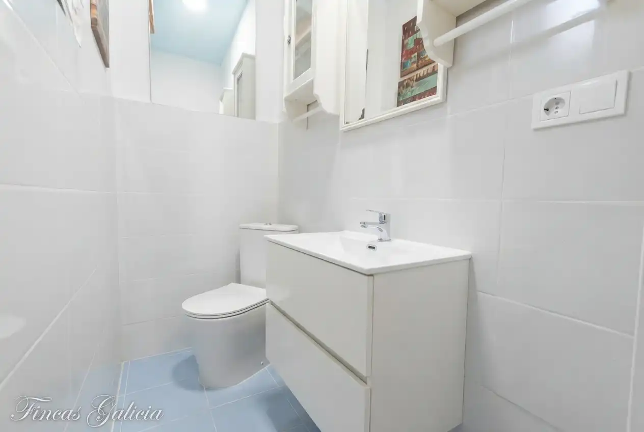 Bathroom of Flat for sale in Verín  with Furnished