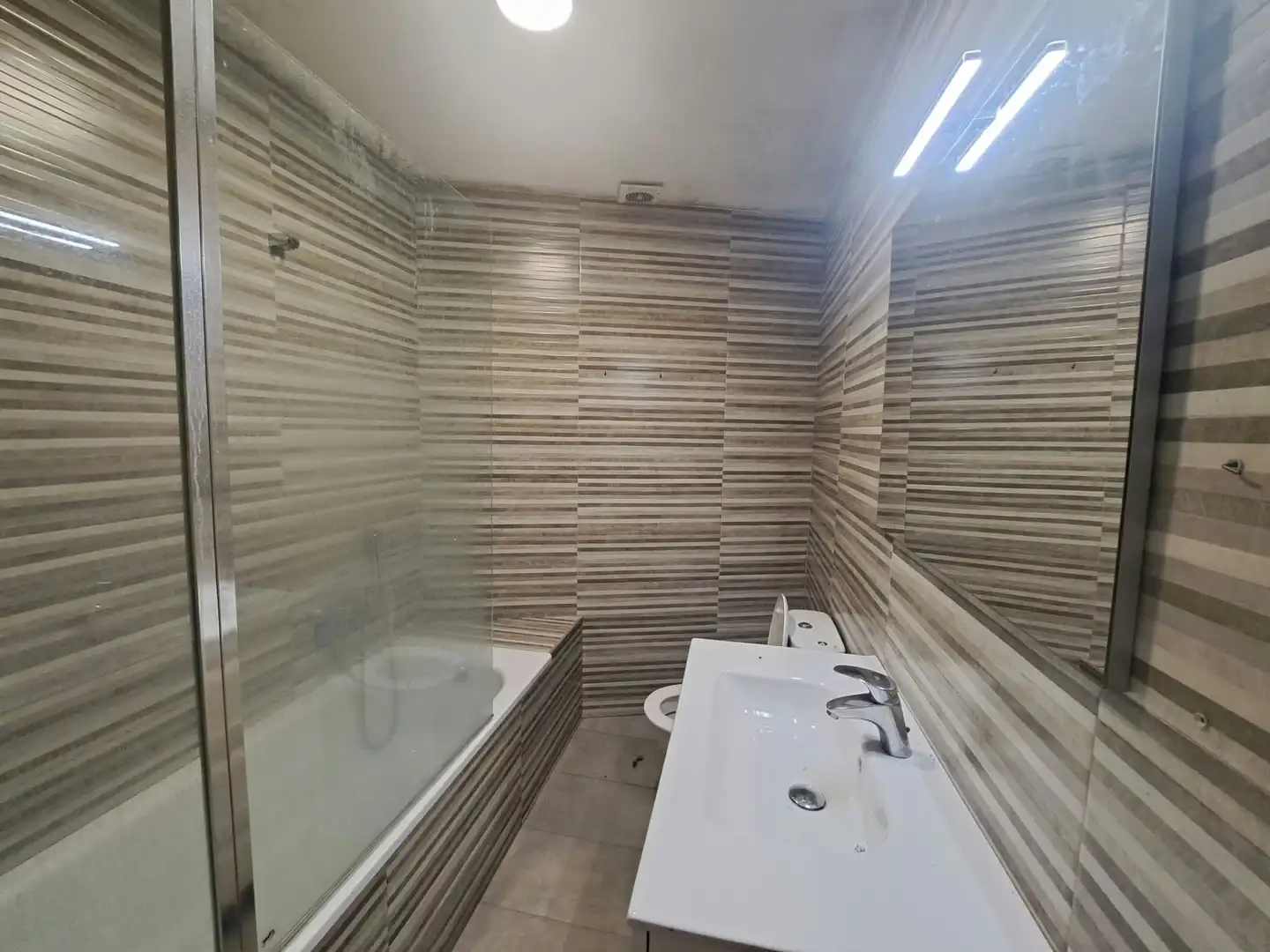 Baño de Local en venta en Horta - Guinardó