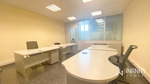 Foto 4 von Geschaftsraum zur Miete in Uribitarte Kalea, Albia, Bilbao