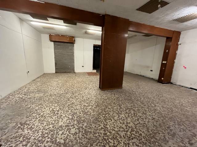 Local comercial en Venta en Carrer de les Agudes, 24 en Ciutat Meridiana