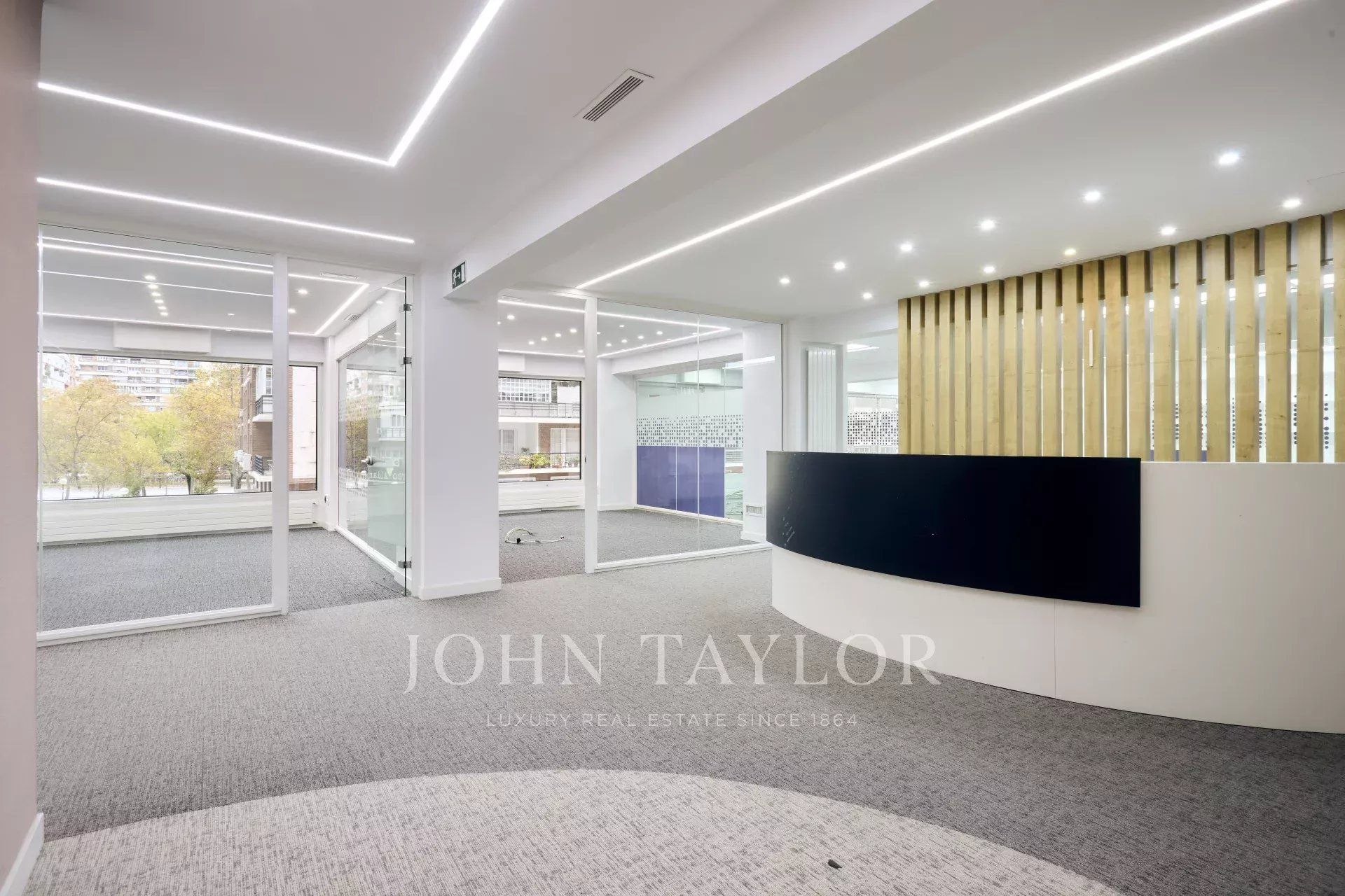 Office to rent in  Madrid Capital  with Air Conditioner, Heating and Storage room