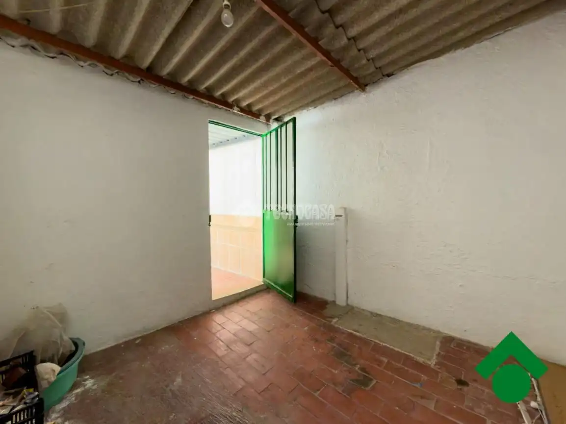 Casa adosada en venda a Albolote