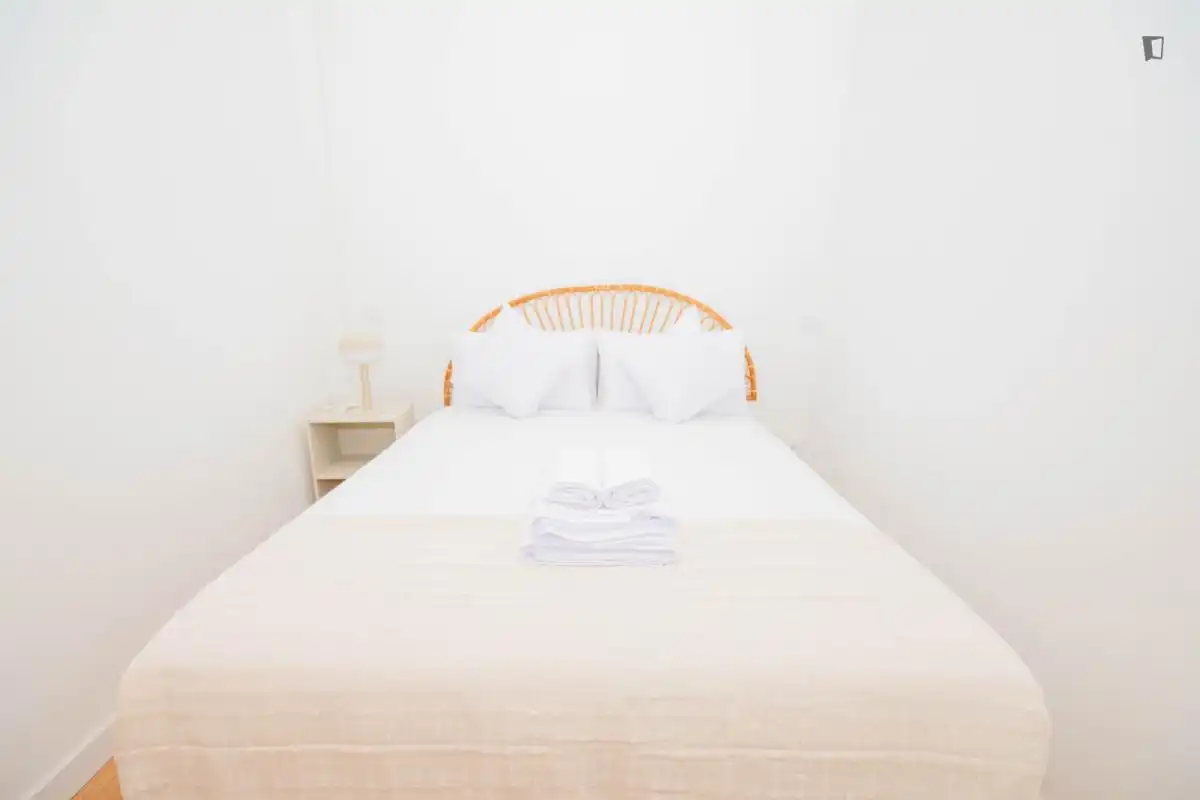 Schlafzimmer von Wohnungen zur Miete in Madrid mit Klimaanlage, Möbliert und Waschmaschine