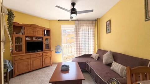 Foto 3 de Apartament en venda a Calle Radio Murcia, 47, Las Piscinas Naturales, Torrevieja