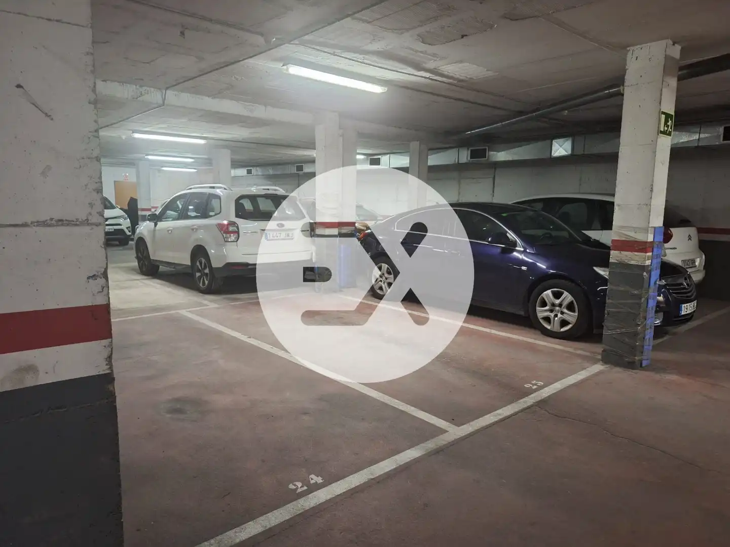 Parking of Garage for rent in Castell - Poble Vell